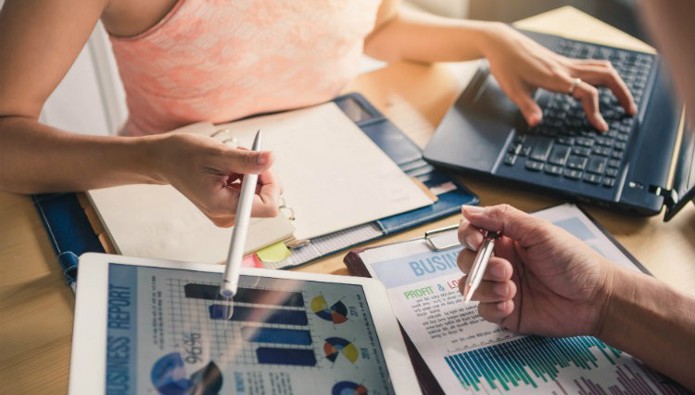 What is digital marketing? 